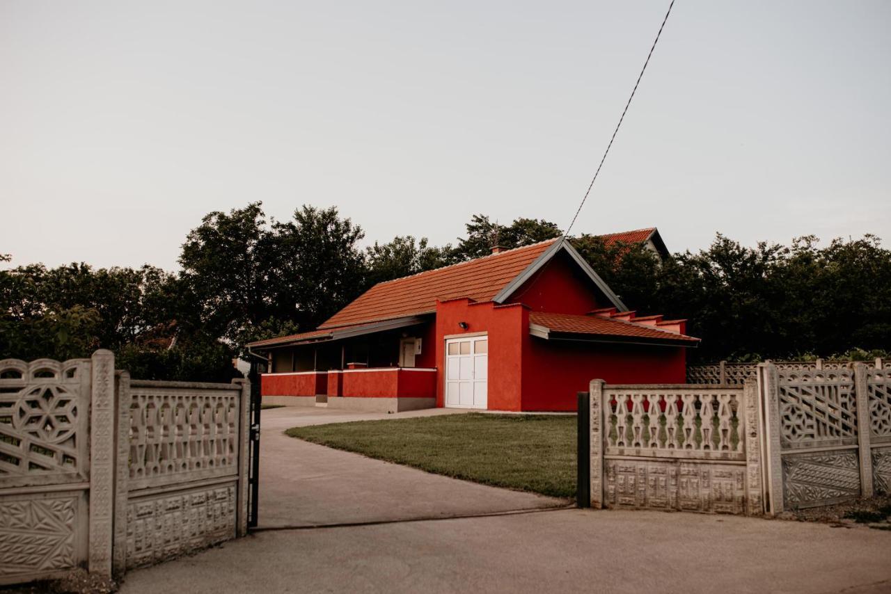 Vikendica Castanea Banja Zdrelo Villa Петровац на Млави Екстериор снимка