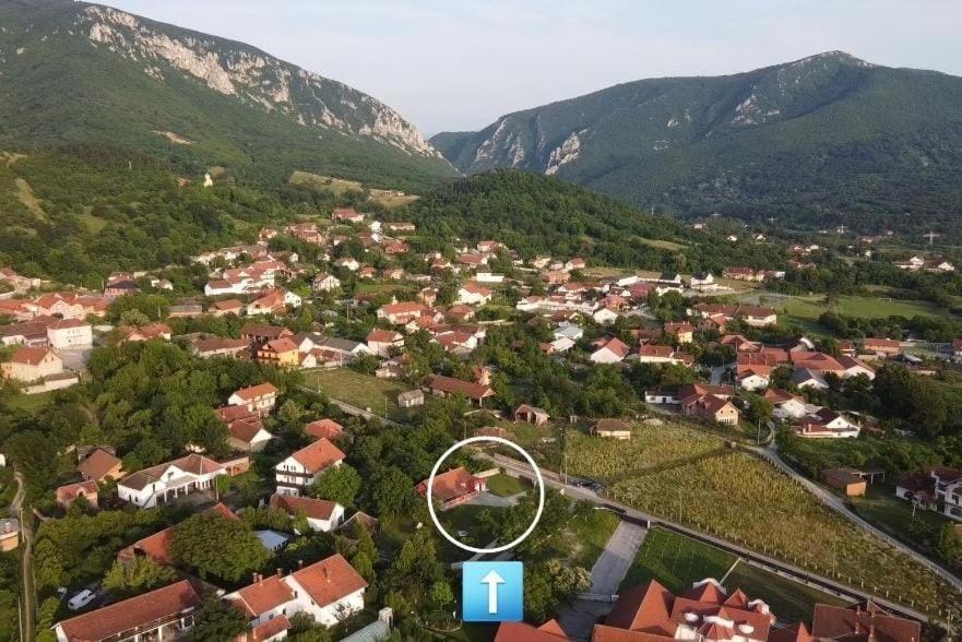 Vikendica Castanea Banja Zdrelo Villa Петровац на Млави Екстериор снимка
